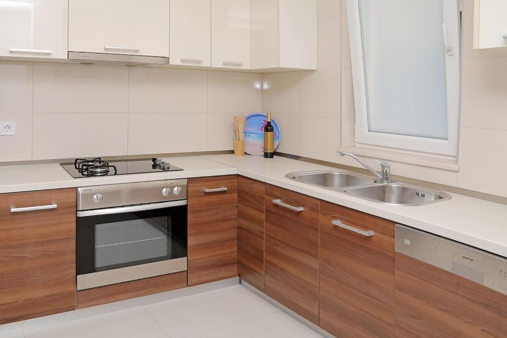 Seaside Apartment M Zaton 5 - Sea View & Parking Luaran gambar